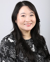 Head shot Dr. Ellen Cho